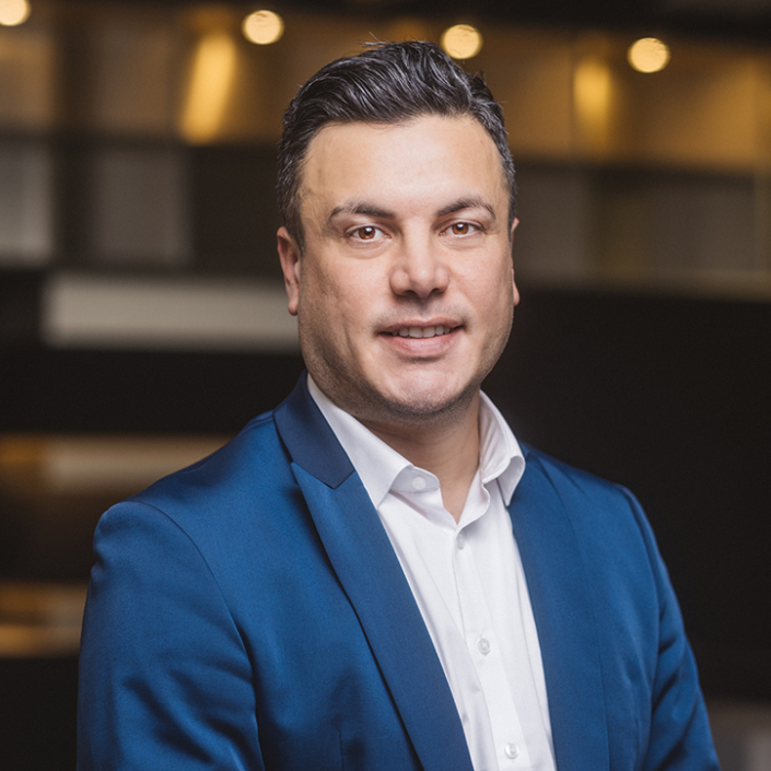 Jung, innovativ und realistisch Wir sind das Team der Cube Real Estate.